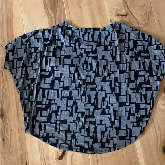 ❤️ super soft flowy crop top - Picture 3 of 4